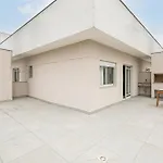 Cannes Club Residence A 200M Da Praia - Ingleses Do Rio Vermelho
